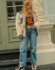MODEL IN FREDA_SALVADOR_DAKOTA_SHEARLING_BLACK CALF