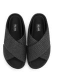 ROAM CROSS STACK BLACK RAFFIA