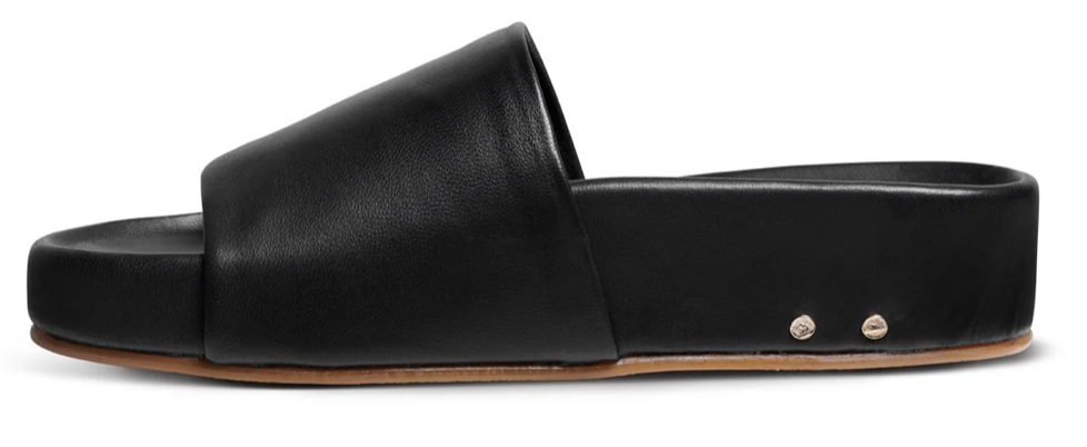 BEEK BLACK PELICAN PLATFORM 