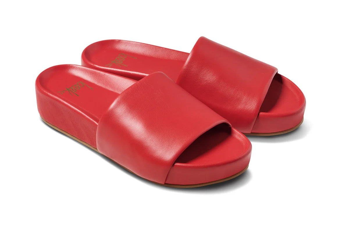 BEEK LIPSTICK RED PELICAN SLIDE