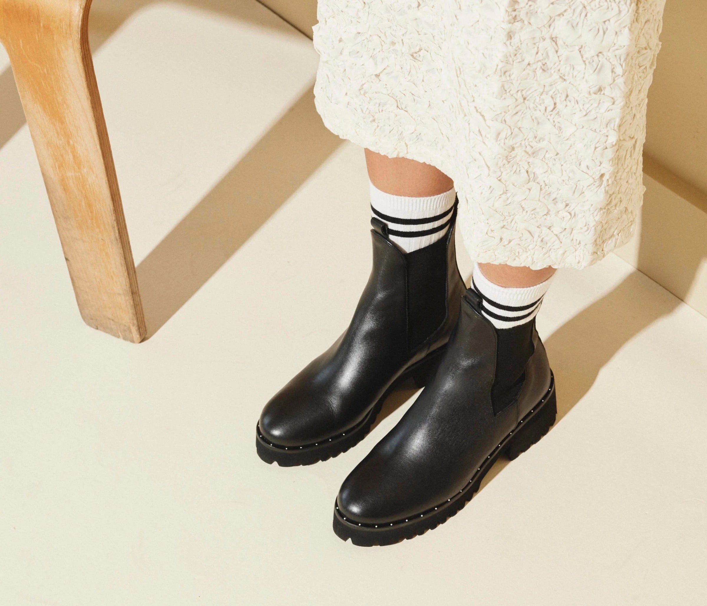 FRĒDA SALVADOR: BROOKE RAIN RESISTANT CHELSEA BOOT – millie + madge