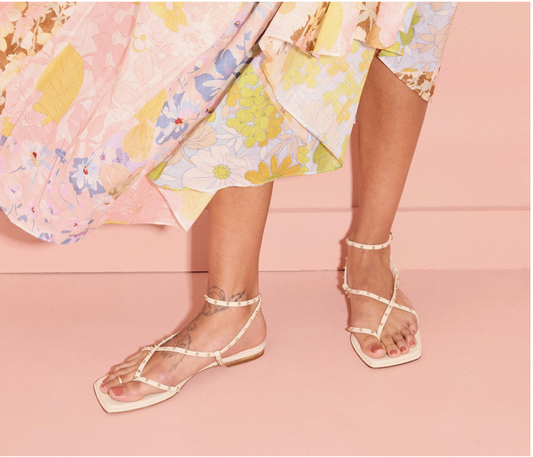 FREDA SALVADOR ALEXIA IVORY WITH GOLD STUD SANDALS
