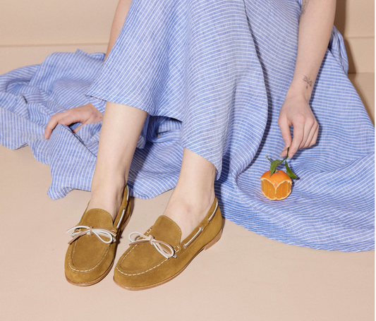 FREDA SALVADOR SUEDE BOAT