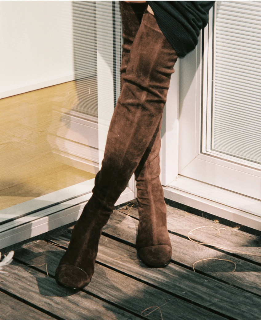 Model wearing NOMASEI Whisper Over the Knee Brown Suede Boots  