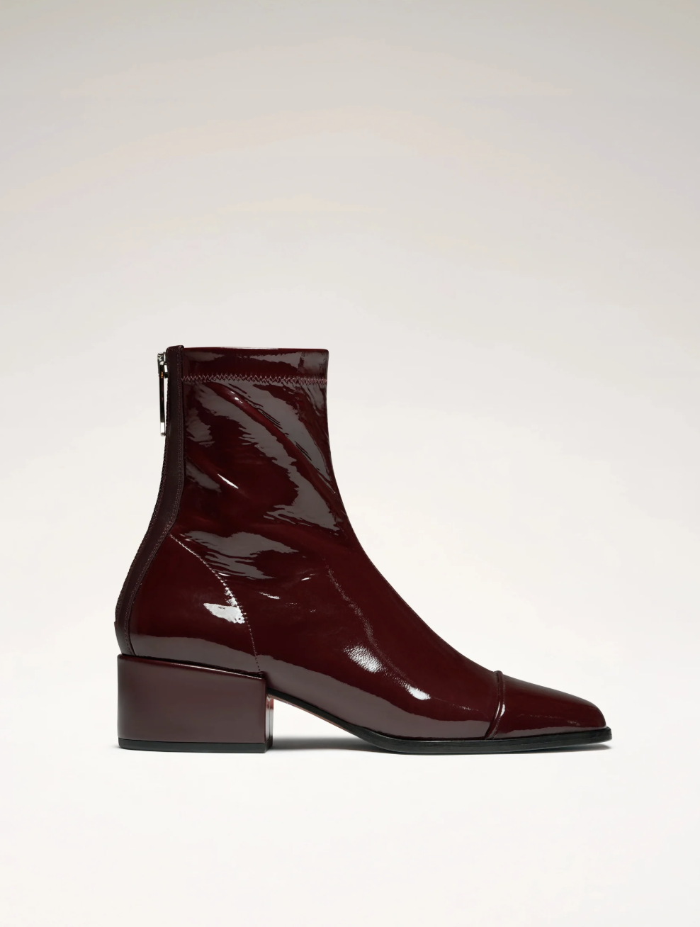 NOMASEI Strada Ankle Boot in Patent Burgundy 