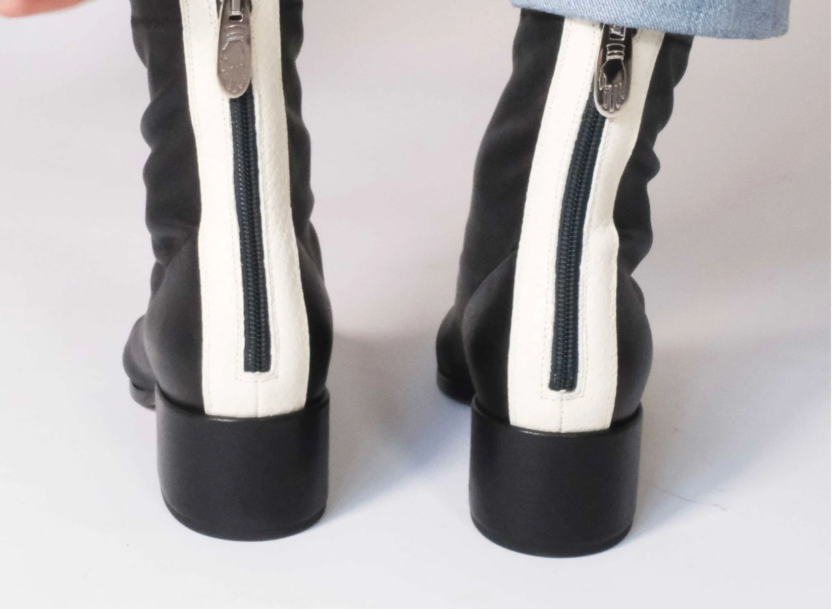 Nomasei Back Strada Black Ankle Boot 
