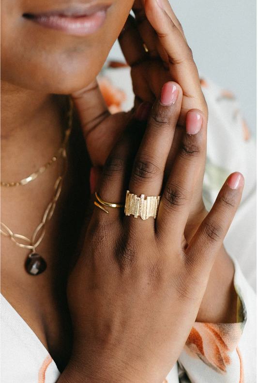 Laura Elizabeth: Jessica Gold Ring