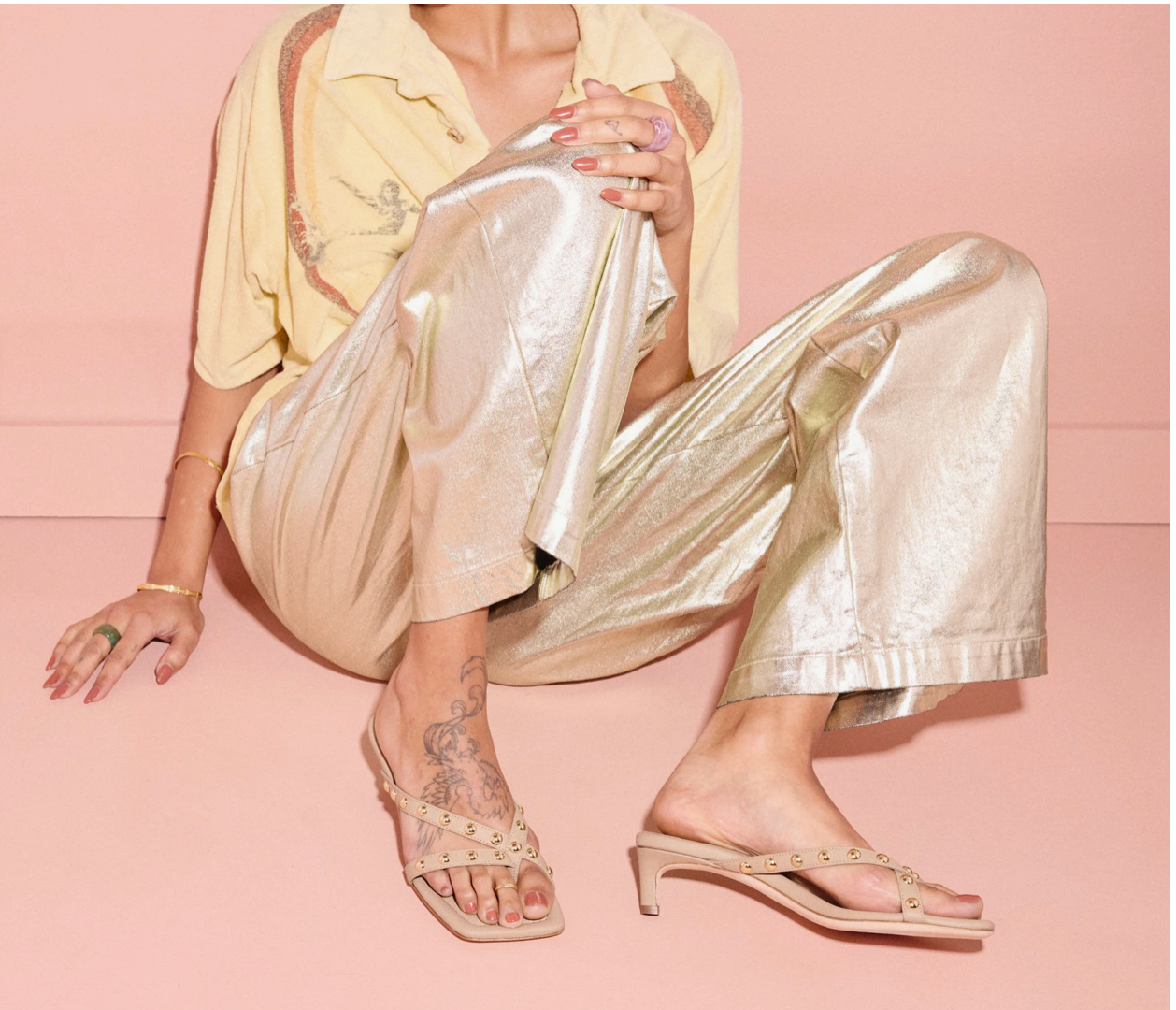 freda salvador elaine heel khaki nappa with gold studs